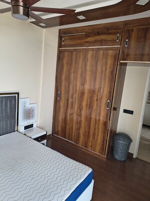 Furnished Amenities in 3 BHK Apartment at Mapsko Mount Ville, Sector 79 – for Rent