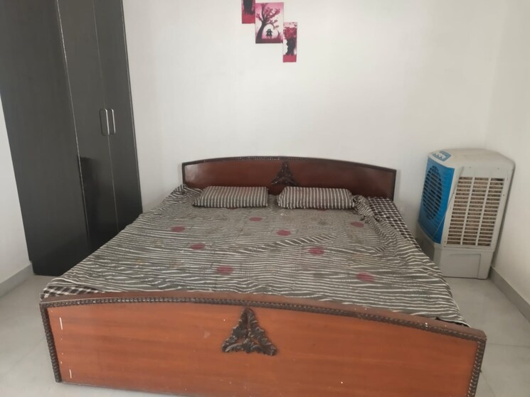 Cover Image, alpha ii greater noida 1 Bedroom 600 Sq.Ft. Builder Floor In Alpha Ii Greater Noida Greater Noida 9832864