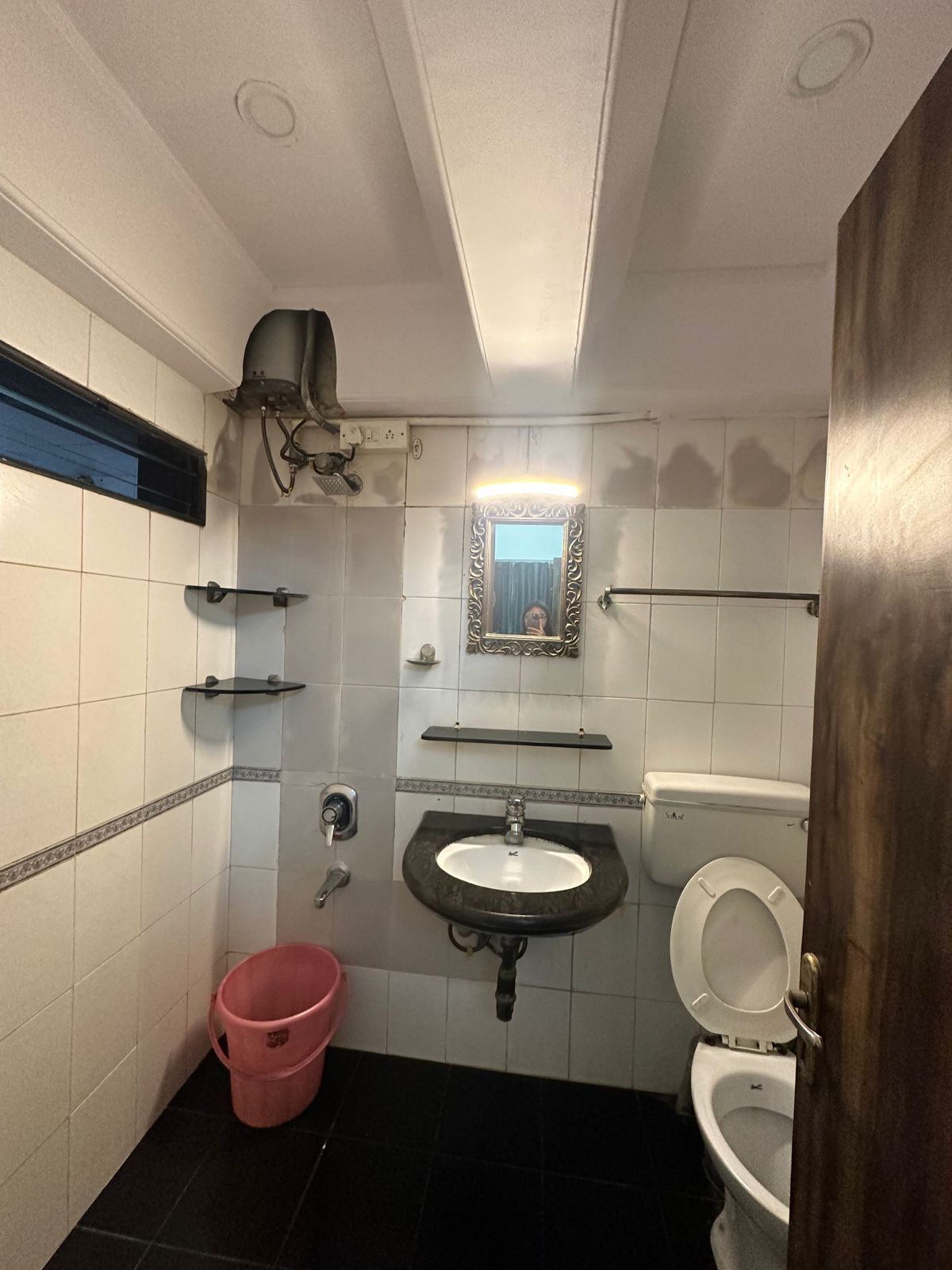 Bathroom, bamboo-house 3 Bedroom 1050 Sq.Ft. Apartment In Santacruz West Mumbai 9833010
