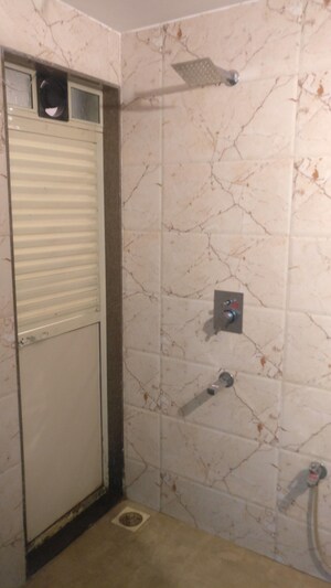 Bathroom in 2.5 BHK Apartment at L And T Seawoods Residences, Seawoods – for Sale