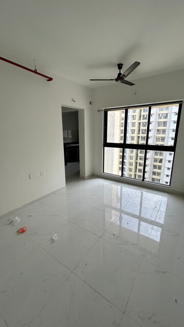 Room in 3 BHK Apartment at Runwal Gardens, Dombivli East – for Rent