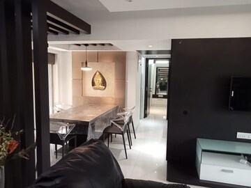 Team Area in 3 BHK Apartment at Elizabeth Home, Santacruz West – for Rent