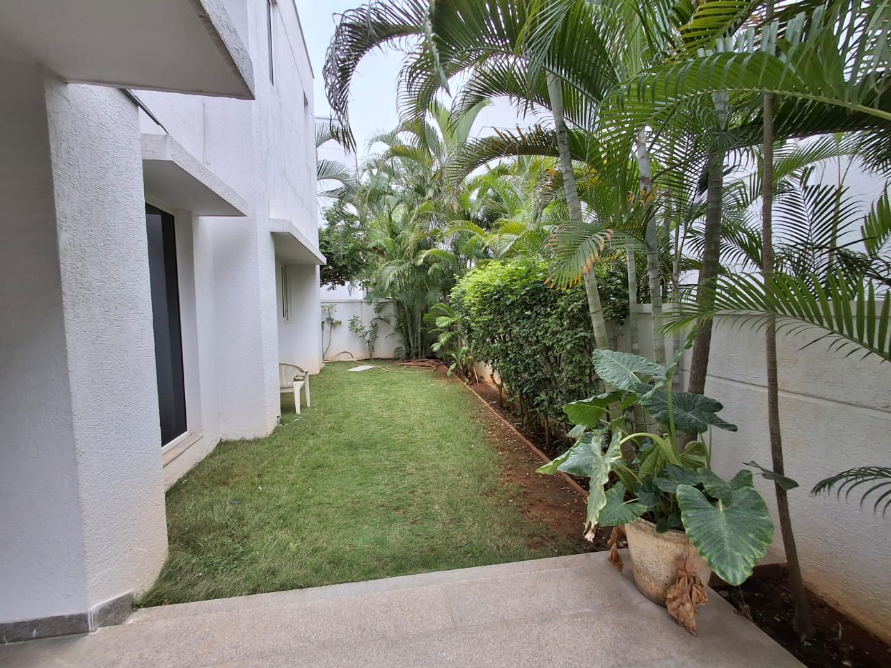 4 BHK + Pooja Room,Servant Room,Study Room Villa For Rent in Rajapushpa Open Skies
