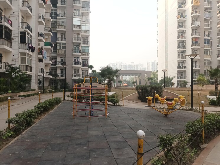 Exterior View, prateek-wisteria 3 Bedroom 1560 Sq.Ft. Apartment In Sector 77 Noida 9833189