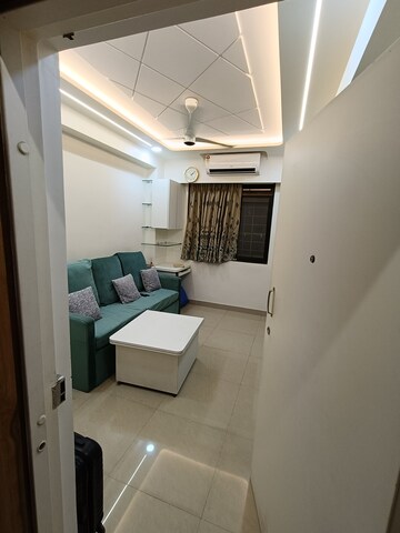 Master Bedroom in 1 BHK Apartment at Goregaon West View CHS, Goregaon West – for Rent