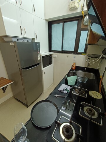 Master Bedroom in 1 BHK Apartment at Goregaon West View CHS, Goregaon West – for Rent