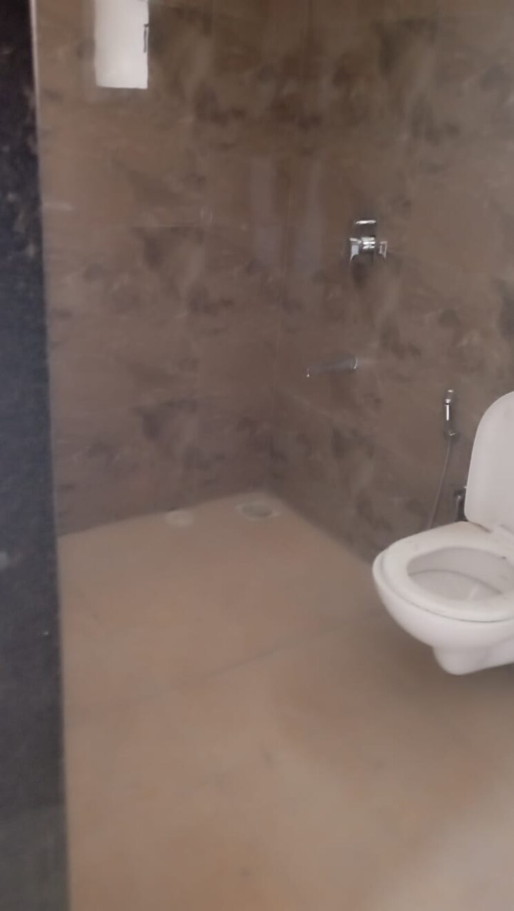 Bathroom, vtp-leonara 3 Bedroom 1087 Sq.Ft. Apartment In Mahalunge Pune 9833789