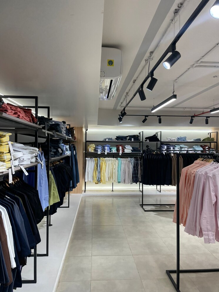 Gym, ven-business-center Commercial Showroom 2600 Sq.Ft. In Pashan Pune 9833852