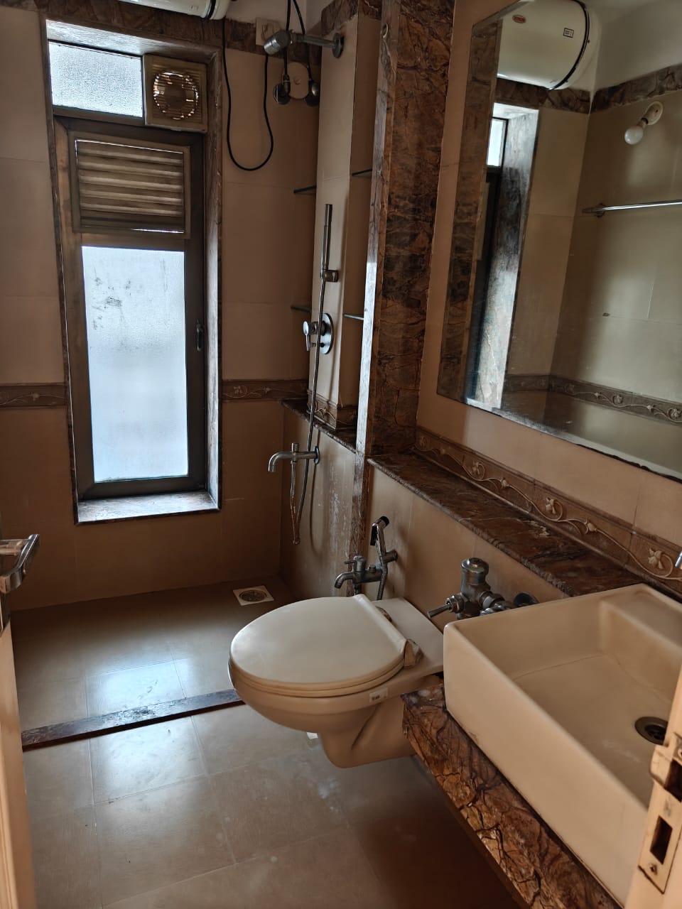 Bathroom, raheja-acropolis 2.5 Bedroom 1235 Sq.Ft. Apartment In Deonar Mumbai 9834050