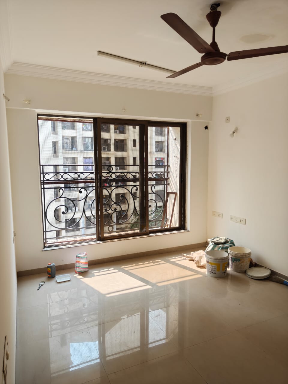 Bedroom in 2.5 BHK Apartment at Raheja Acropolis, Deonar – for Rent