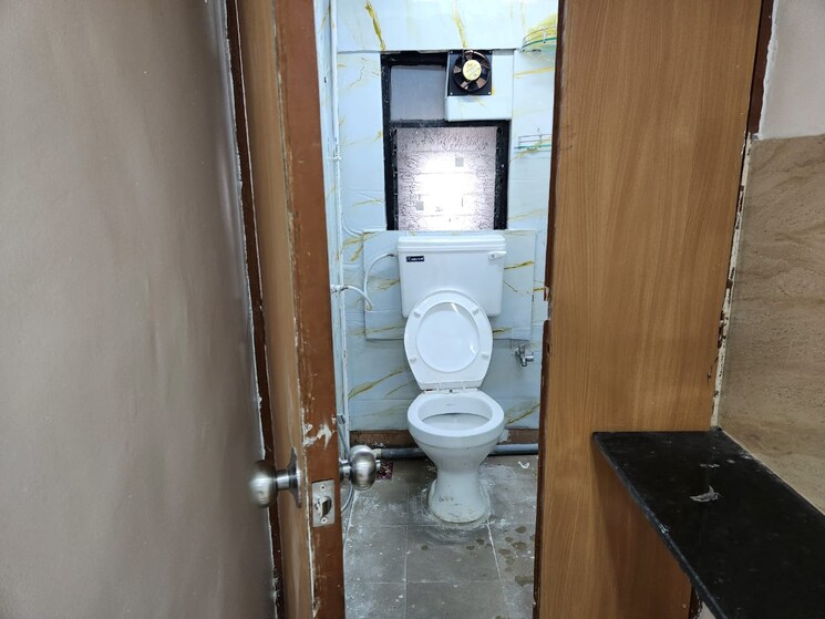 Bathroom, sterling-centre-pune Commercial Office Space 400 Sq.Ft. In Camp Pune 9834092