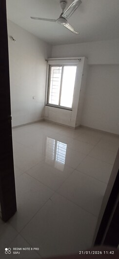 2 BHK + Extra Room Apartment For Sale in Majestique Euriska