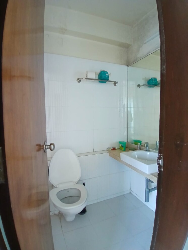 Master Bedroom, buena-vista-nariman-point 3 Bedroom 1800 Sq.Ft. Apartment In Nariman Point Mumbai 9834145