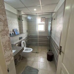 Bathroom in 3 BHK Builder Floor at Supertech Araville, Sector 79 – for Rent