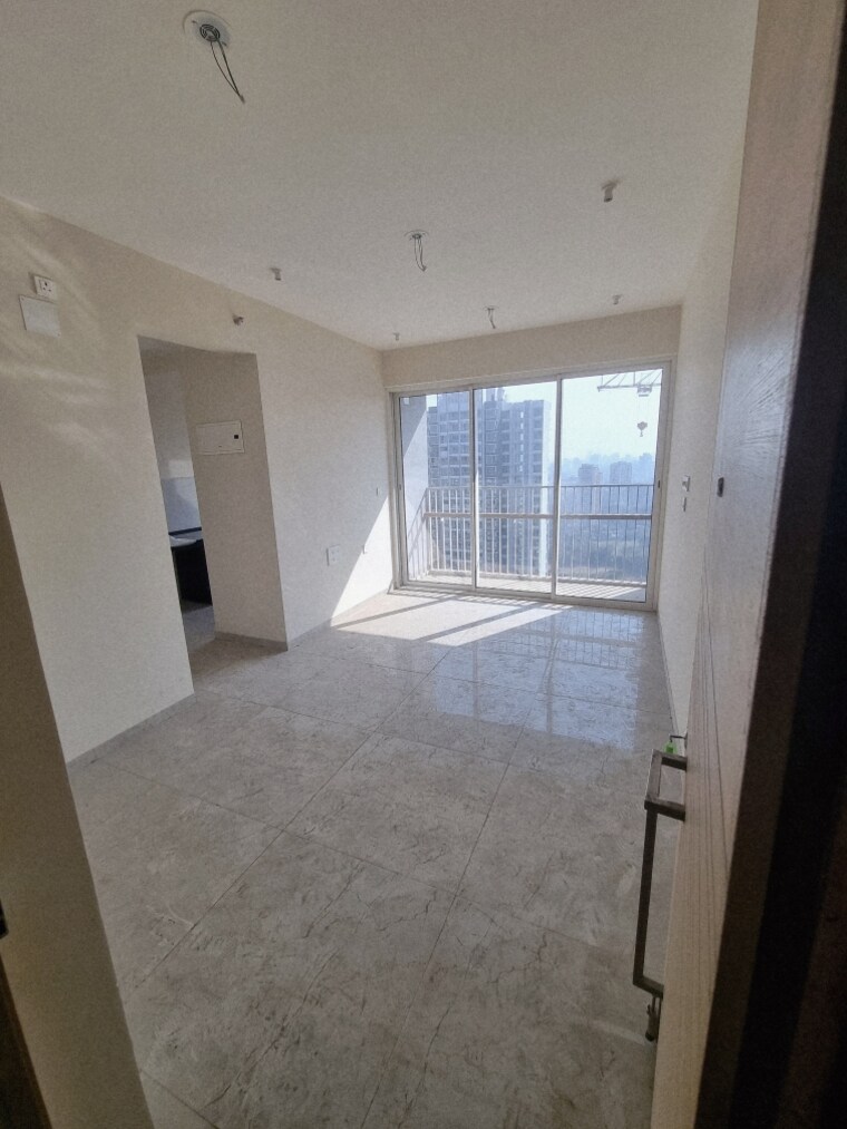 Room, tata-serein 2 Bedroom 579 Sq.Ft. Apartment In Pokhran Road No Two Thane 9834194