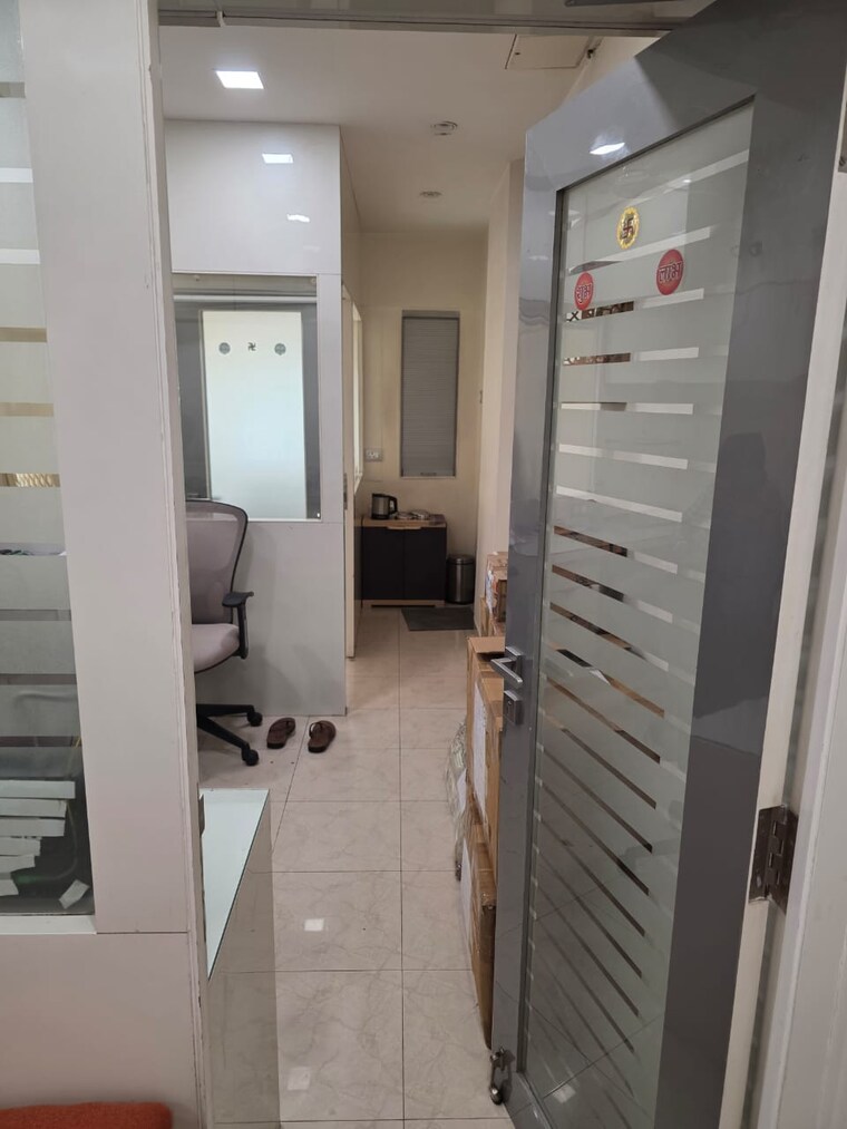 undefined, solitaire-corporate-park Commercial Office Space 350 Sq.Ft. In Andheri East Mumbai 9834192