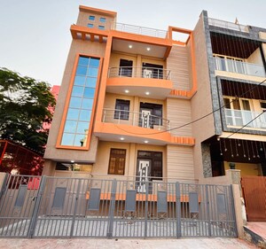 6+ BHK Villa For Sale in Dhawas