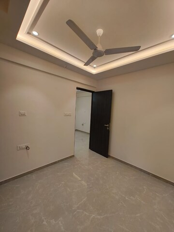 Room in 2 BHK Apartment at Kulswamini Brahmand, Thakurli – for Sale