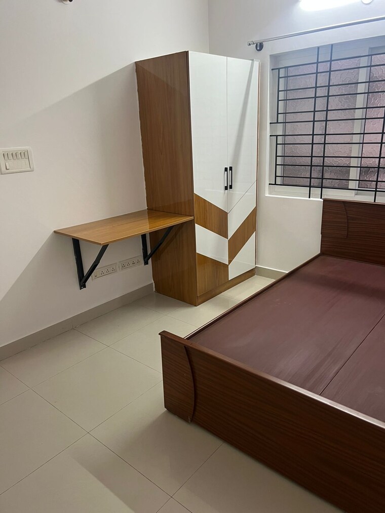 Room, hsr layout 3 Bedroom 1700 Sq.Ft. Builder Floor In Hsr Layout Bangalore 9834230