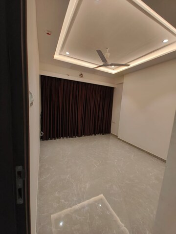 Room in 2 BHK Apartment at Kulswamini Brahmand, Thakurli – for Sale