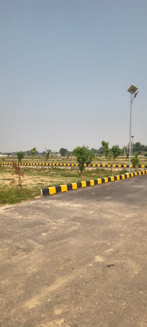  Plot – Exterior View View at Sector 17b Yamuna Expressway - for Sale