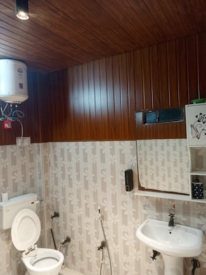 2 BHK Independent House For Rent in Sector 48