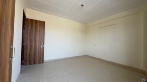 Room in 1 BHK Builder Floor at Palm Residency Chhatarpur, Rajpur Khurd Extension – for Rent