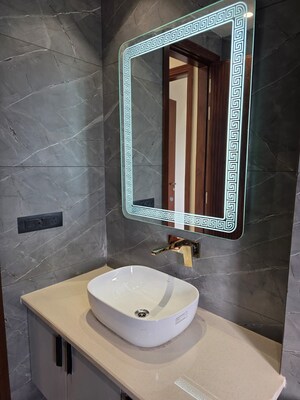 Bathroom in 3 BHK Builder Floor at Sushant Vyapaar Kendra, Sector 43 – for Rent