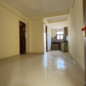 Living Room in 1 BHK Builder Floor at Palm Residency Chhatarpur, Rajpur Khurd Extension – for Rent