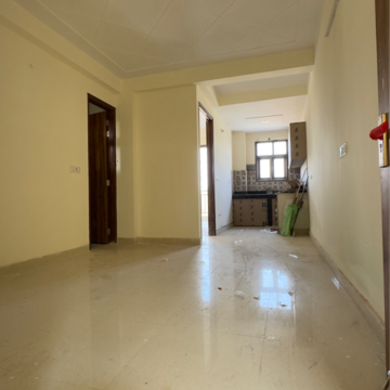 Living Room in 1 BHK Builder Floor at Palm Residency Chhatarpur, Rajpur Khurd Extension – for Rent