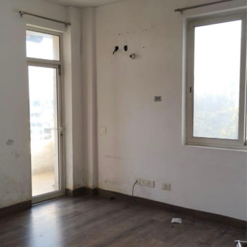 Room in 2 BHK Apartment at Alphacorp Gurgaon One 84, Sector 84 – for Rent