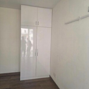 Room in 2 BHK Apartment at Alphacorp Gurgaon One 84, Sector 84 – for Rent