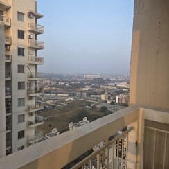 2 BHK + Study Room Apartment For Rent in Alphacorp Gurgaon One 84