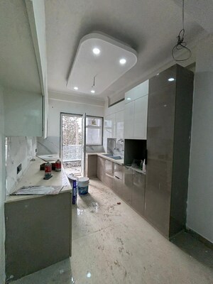 Kitchen in 3 BHK Builder Floor at Sector 46 – for Rent