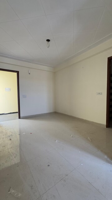 Room in 1 BHK Builder Floor at Chattarpur – for Rent