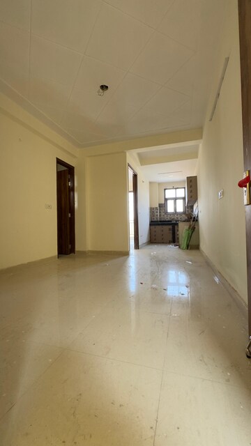 Room in 1 BHK Builder Floor at Chattarpur – for Rent