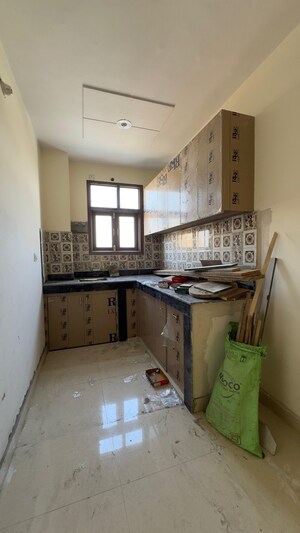 Kitchen in 1 BHK Builder Floor at Chattarpur – for Rent