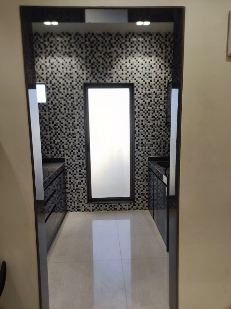 Bathroom, arihant-avanti 2 Bedroom 521 Sq.Ft. Apartment In Shilphata Thane 9834825