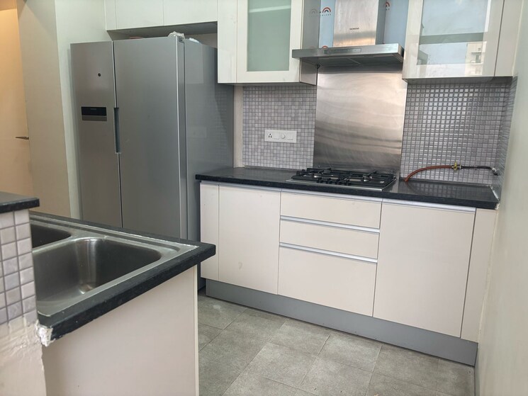 Kitchen, dlf-ultima-phase-ii 3 Bedroom 2100 Sq.Ft. Apartment In Sector 81 Gurgaon 9835574