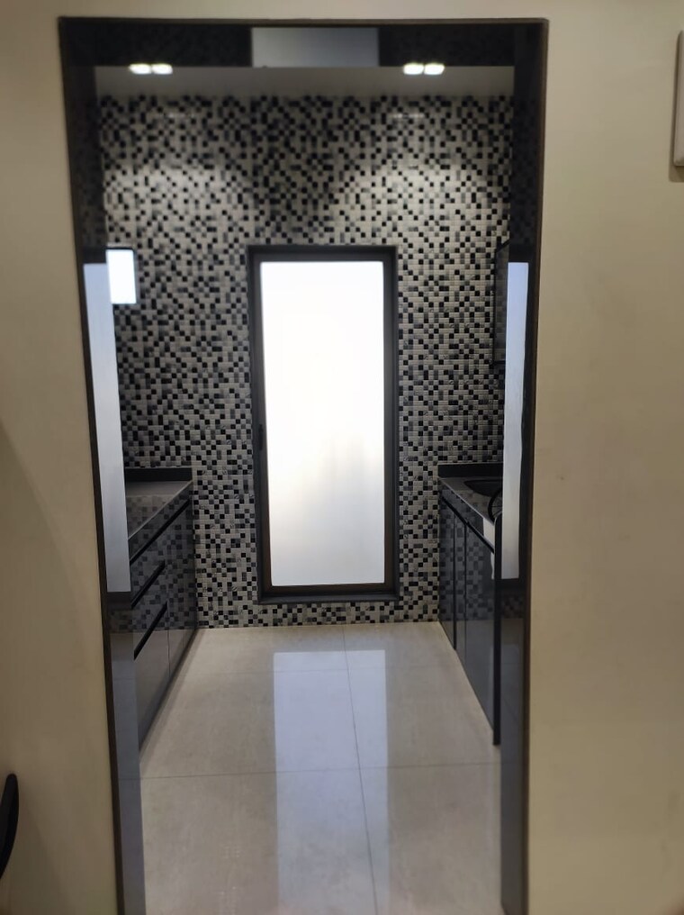 Bathroom, arihant-avanti 2 Bedroom 521 Sq.Ft. Apartment In Shilphata Thane 9835575