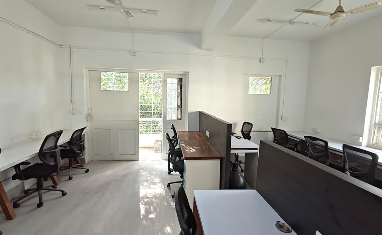 Team Area, erandwane Commercial Office Space 1250 Sq.Ft. In Erandwane Pune 9835821
