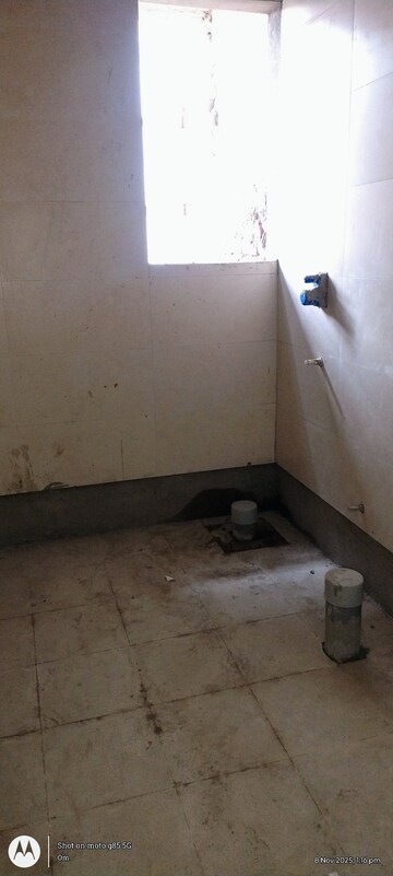 Bathroom in 2 BHK Apartment at Omaxe Grand Omaxe, Gomti Nagar – for Sale