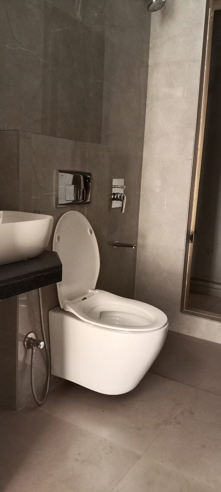 Bathroom, raymond-the-address 2 Bedroom 515 Sq.Ft. Apartment In Pokhran Road No Two Thane 9835963