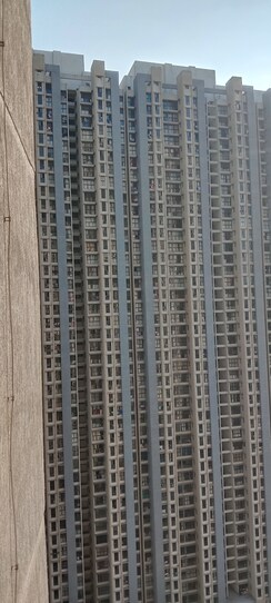 2 BHK Apartment For Rent in Raymond The Address