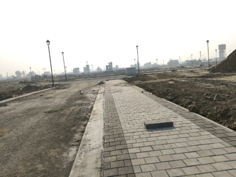 Exterior View, wave-city  194 Sq.Yd. Plot In Wave City Ghaziabad 9836000