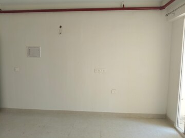 Room in 2.5 BHK Apartment at Signature Global Golf Greens, Sector 79 – for Sale