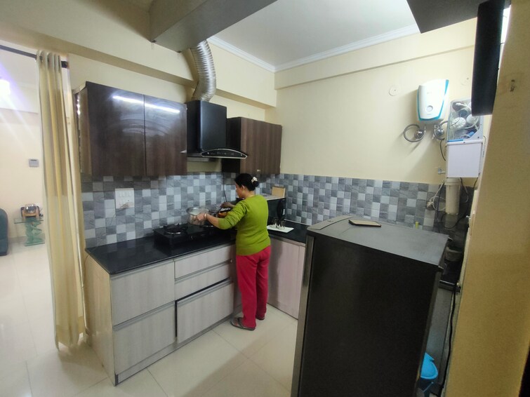 Kitchen, aamwala 2 Bedroom 925 Sq.Ft. Apartment In Aamwala Dehradun 9836241