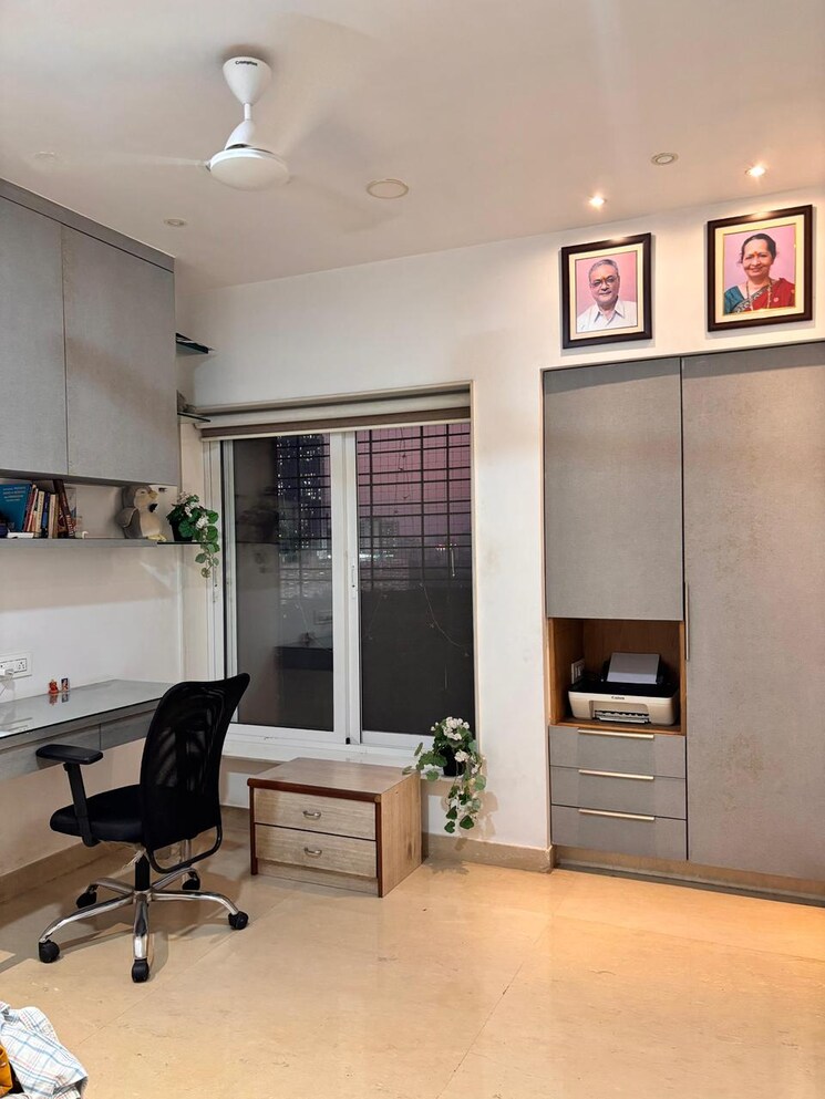 Master Bedroom, siddhachal-apartment-8 3 Bedroom 1200 Sq.Ft. Apartment In Vasant Vihar Thane 9836272
