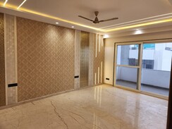 4 BHK + Servant Room Builder Floor For Rent in Unitech South City 1