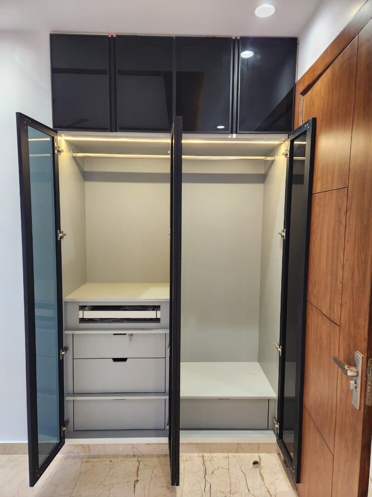 undefined, unitech-south-city-1 4 Bedroom 4200 Sq.Ft. Builder Floor In South City 1 Gurgaon 9836250